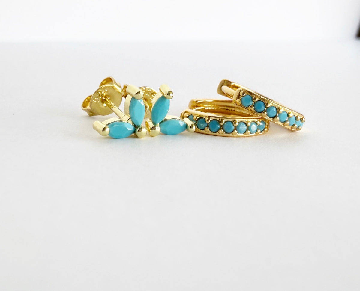 Turquoise Huggies